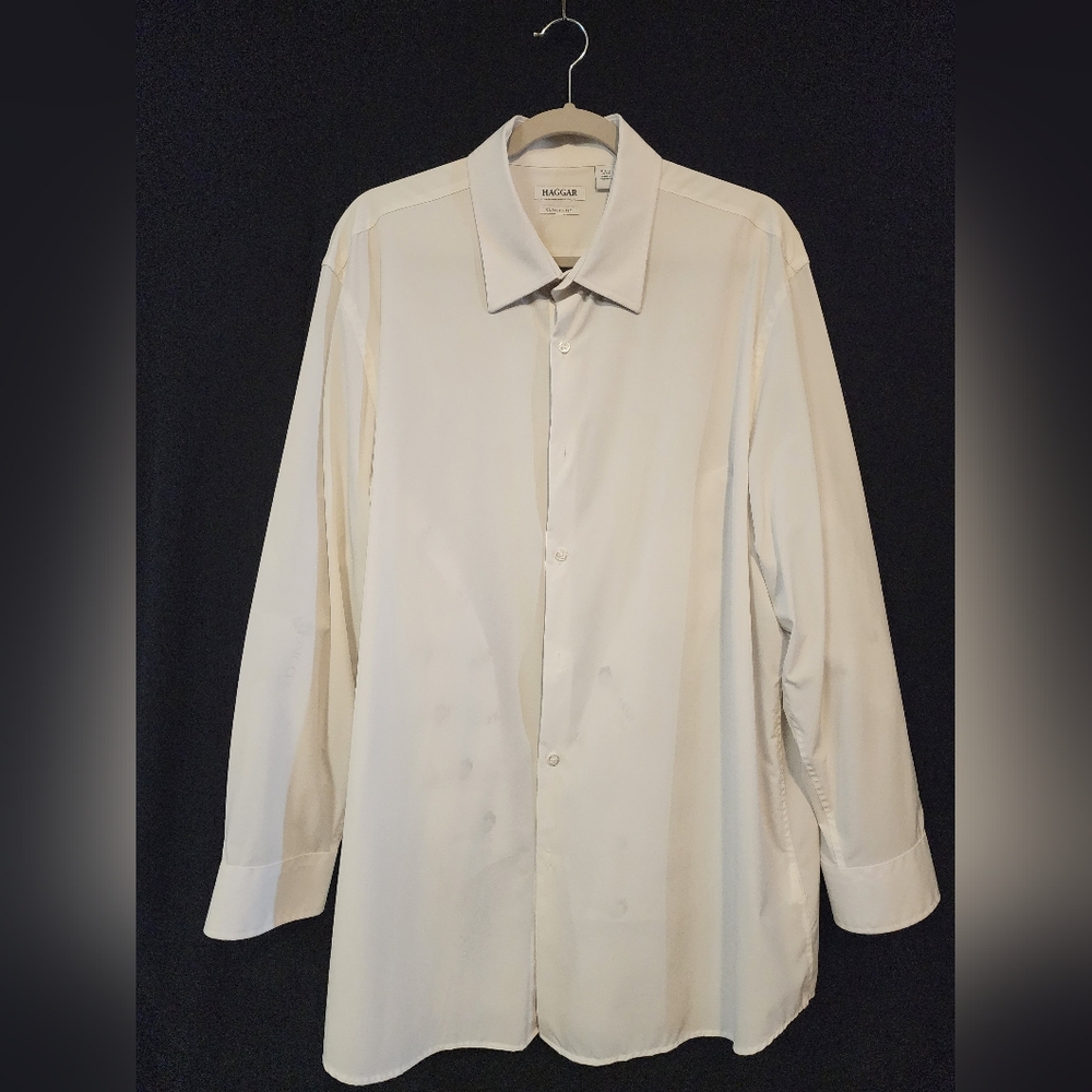 Haggar White Dress Shirt Classic Button-Down Style
